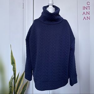 Gap fit Quilted Oversized Funnel Neck Pullover